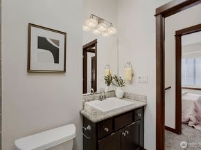 9519 8th Avenue NW B, Seattle WA 98117