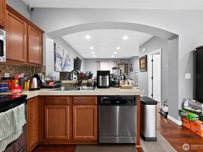 5007 NE 6th Street, Renton WA 98059