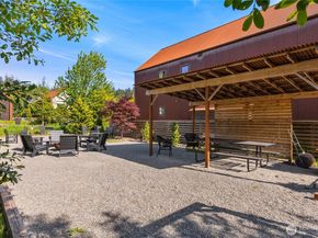 4670 Flying Goat Avenue NE, Bainbridge Island WA 98110