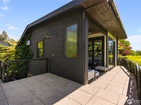 10510 NE 44th Street, Kirkland WA 98033