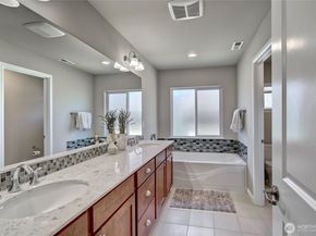 17 159th Place SE, Bothell WA 98012
