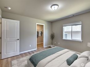 17 159th Place SE, Bothell WA 98012