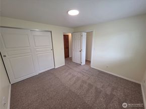 11211 SE 223rd Place, Kent WA 98031