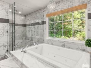 20313 217th Avenue NE, Woodinville WA 98077