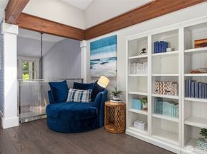 20313 217th Avenue NE, Woodinville WA 98077