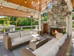 20313 217th Avenue NE, Woodinville WA 98077