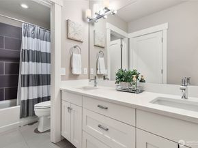 20313 217th Avenue NE, Woodinville WA 98077