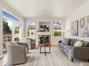 551 241st Lane SE, Sammamish WA 98074