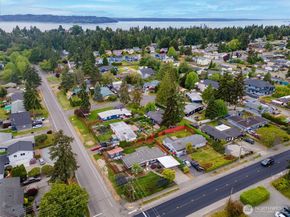 24855 16TH Avenue S, Des Moines WA 98198
