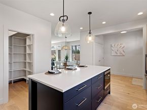 9309 132nd Avenue NE, Kirkland WA 98033