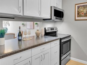 612 Prospect Street 204, Seattle WA 98109