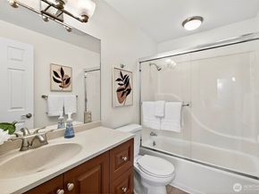 3415 24th Avenue W, Seattle WA 98199