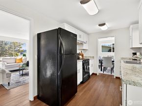 3415 24th Avenue W, Seattle WA 98199