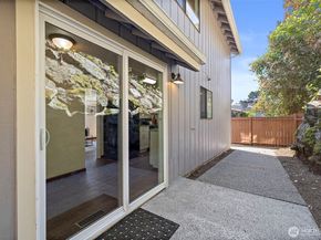 3415 24th Avenue W, Seattle WA 98199