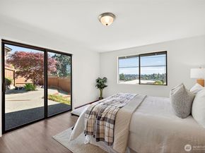 3415 24th Avenue W, Seattle WA 98199