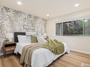 16559 SE 45th Place, Bellevue WA 98006