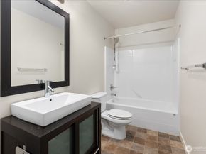 15806 14th Avenue W, Lynnwood WA 98087