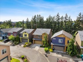 15806 14th Avenue W, Lynnwood WA 98087