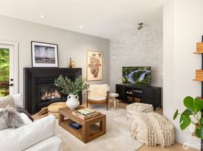 13264 Teem Loop Road NE, Bainbridge Island WA 98110