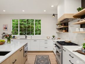 13264 Teem Loop Road NE, Bainbridge Island WA 98110