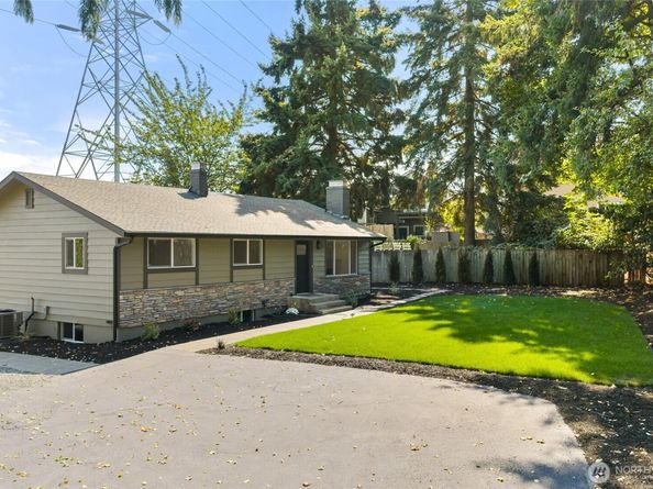 12215 SE 35th Street, Bellevue WA 98006