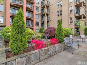 123 Queen Anne N 301, Seattle WA 98109