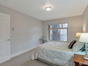 123 Queen Anne N 301, Seattle WA 98109
