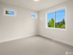 16390 NE 1st Street, Bellevue WA 98008