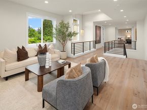 16390 NE 1st Street, Bellevue WA 98008