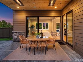 16390 NE 1st Street, Bellevue WA 98008