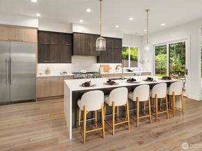 16390 NE 1st Street, Bellevue WA 98008