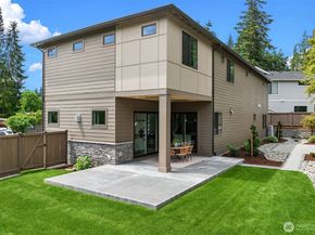 16390 NE 1st Street, Bellevue WA 98008