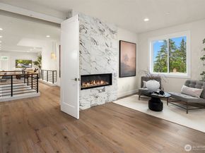 16390 NE 1st Street, Bellevue WA 98008