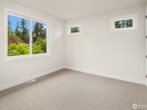 16390 NE 1st Street, Bellevue WA 98008