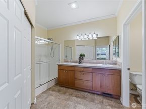 24563 NE Vine Maple Way, Redmond WA 98053