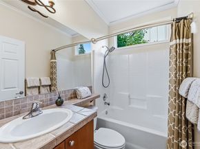 24563 NE Vine Maple Way, Redmond WA 98053