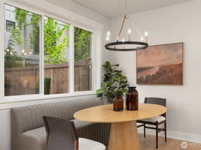 14802 NE 149th Place 20, Woodinville WA 98072