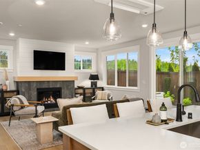 14802 NE 149th Place 20, Woodinville WA 98072