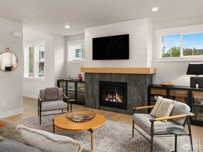 14802 NE 149th Place 20, Woodinville WA 98072