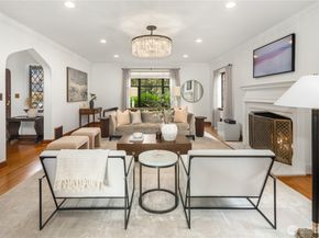 1105 Shenandoah Drive E, Seattle WA 98112