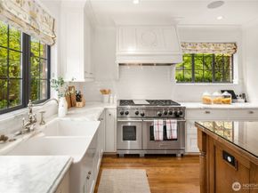1105 Shenandoah Drive E, Seattle WA 98112
