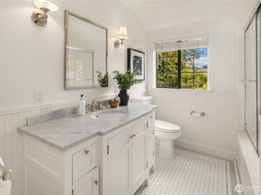 1105 Shenandoah Drive E, Seattle WA 98112