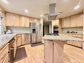 14819 SE 66th Street, Bellevue WA 98006