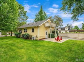 13039 56th Avenue, Tukwila WA 98178