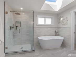 12470 NE 162nd Street, Woodinville WA 98072