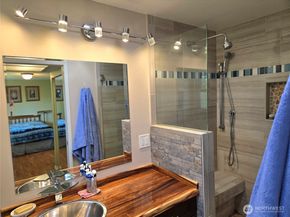 313 NE 191 Street, Shoreline WA 98155