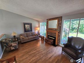 313 NE 191 Street, Shoreline WA 98155