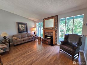 313 NE 191 Street, Shoreline WA 98155