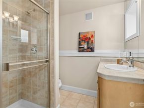 7003 117th Place NE, Kirkland WA 98033