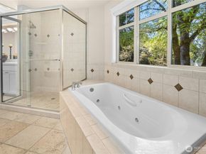 7003 117th Place NE, Kirkland WA 98033